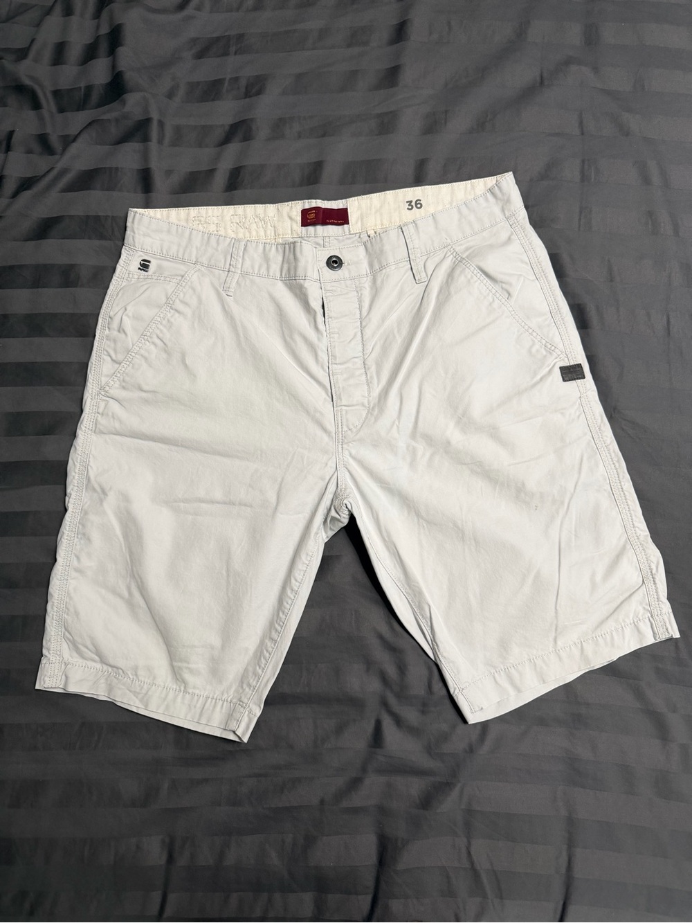 G-Star Light Gray Flat Front Men’s Shorts